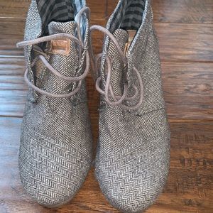 Toms herringbone wedge bootie